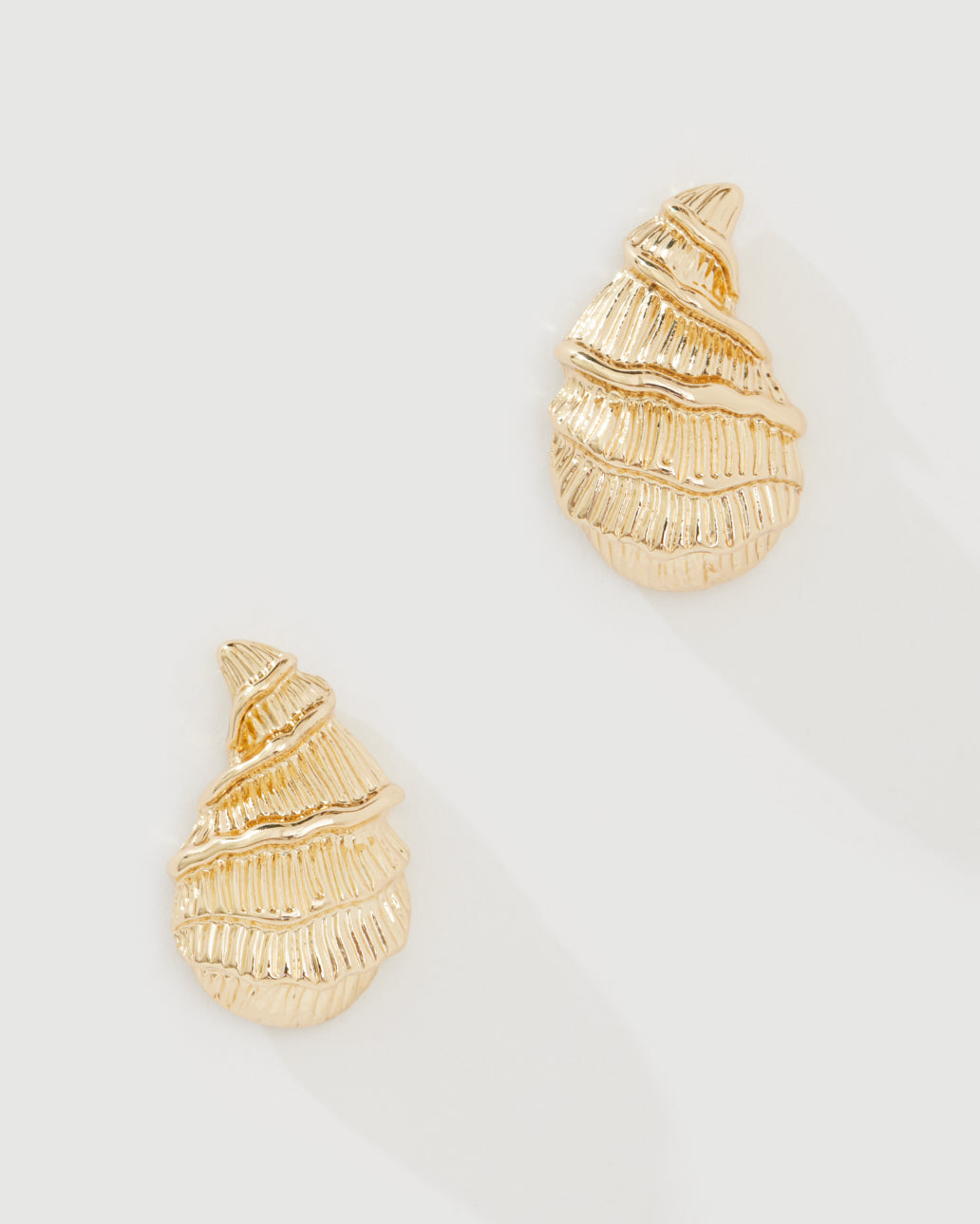 DORIAN STUD EARRING