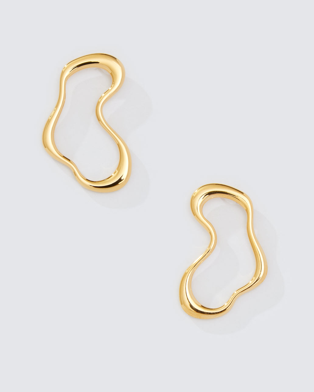 WAVY EARRING