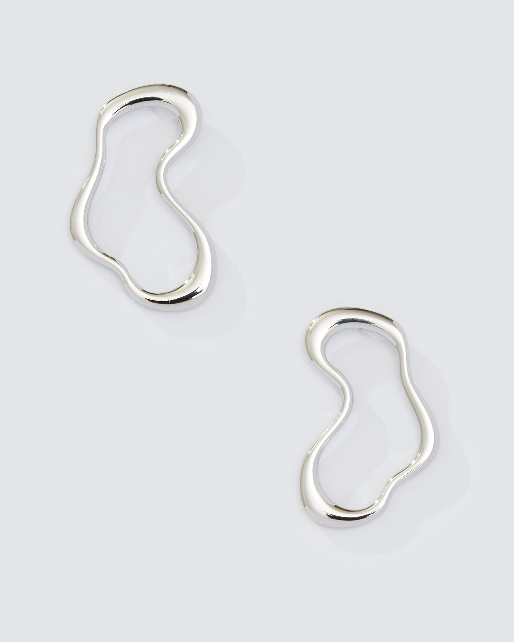 WAVY EARRING