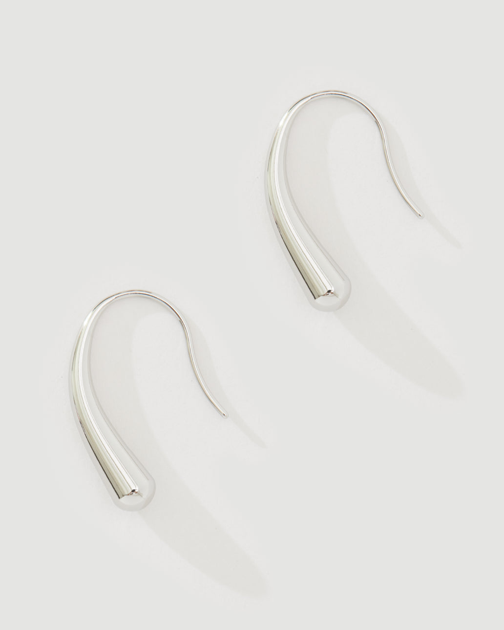 TEARDROP EARRING