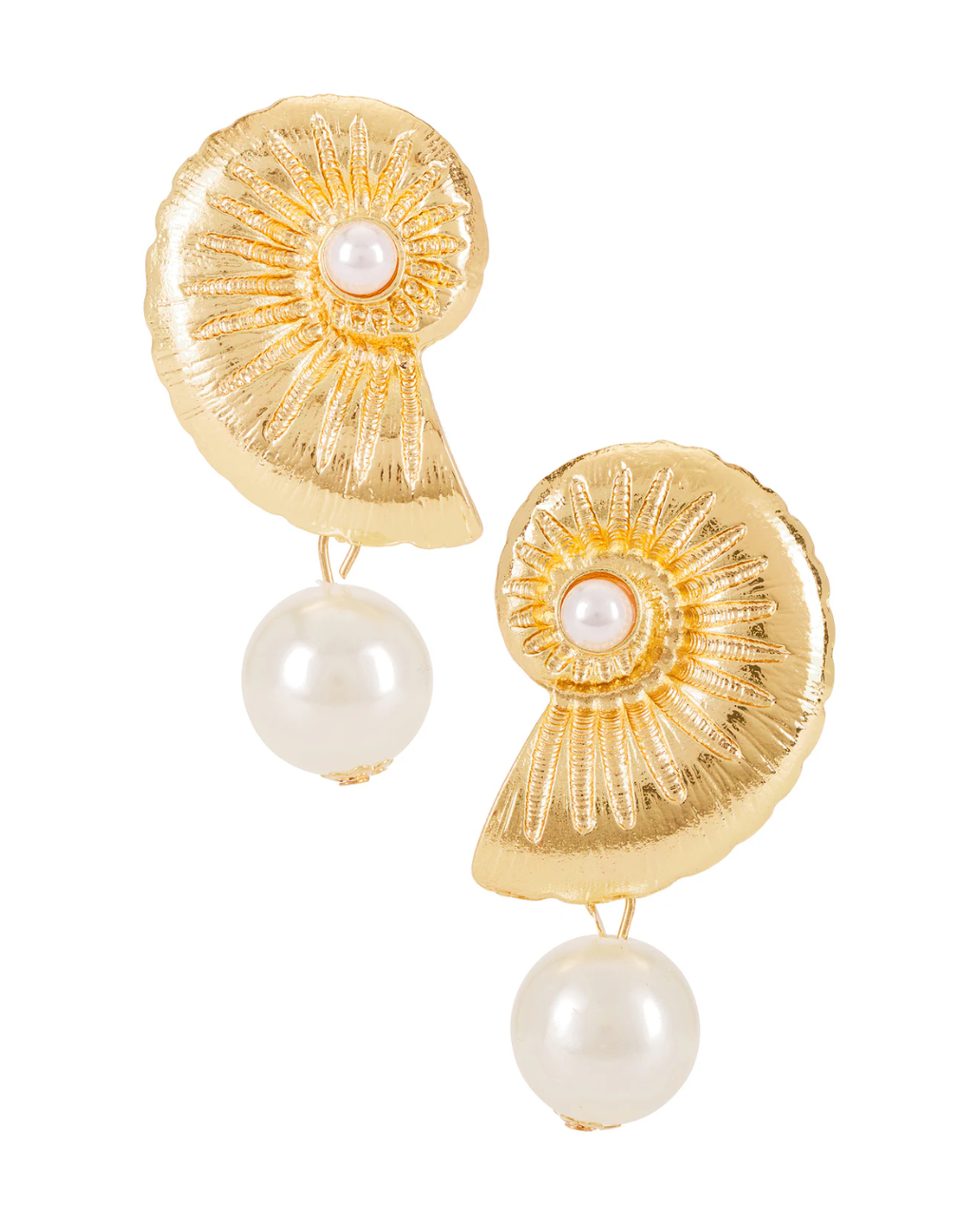 STATEMENT SHELL EARRING