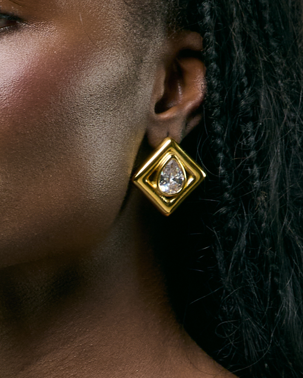 SOLIDITY STUD EARRING