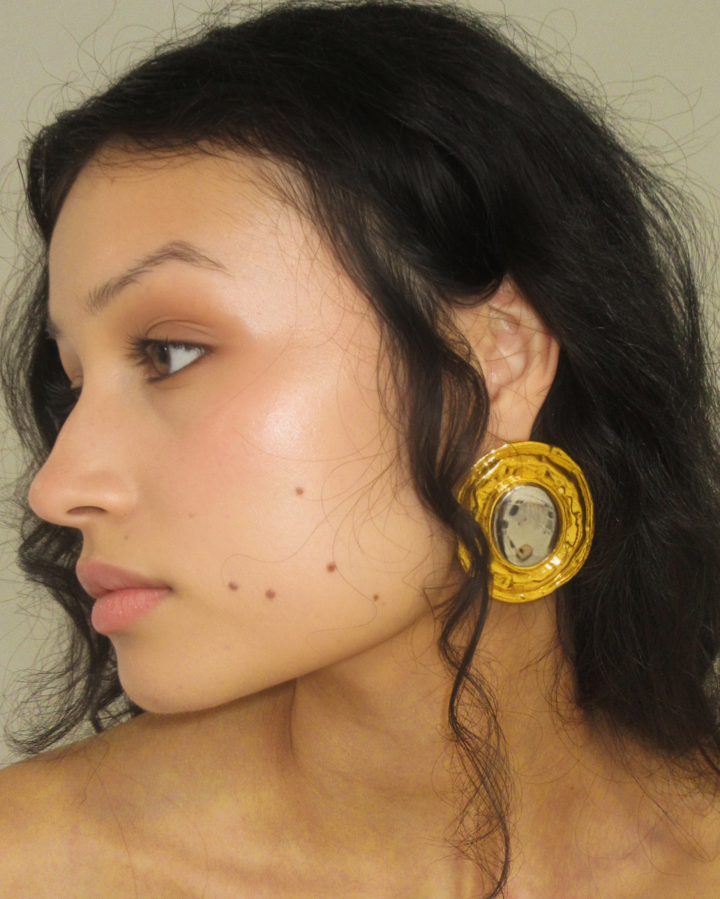 TWO-TONED STATEMENT EARRING